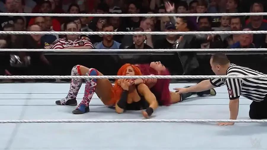 https://cultaholic.com/files/images/dd133b0835c1483f1eb8fea79269f25ee2225311-becky-lynch-sasha-banks.jpg