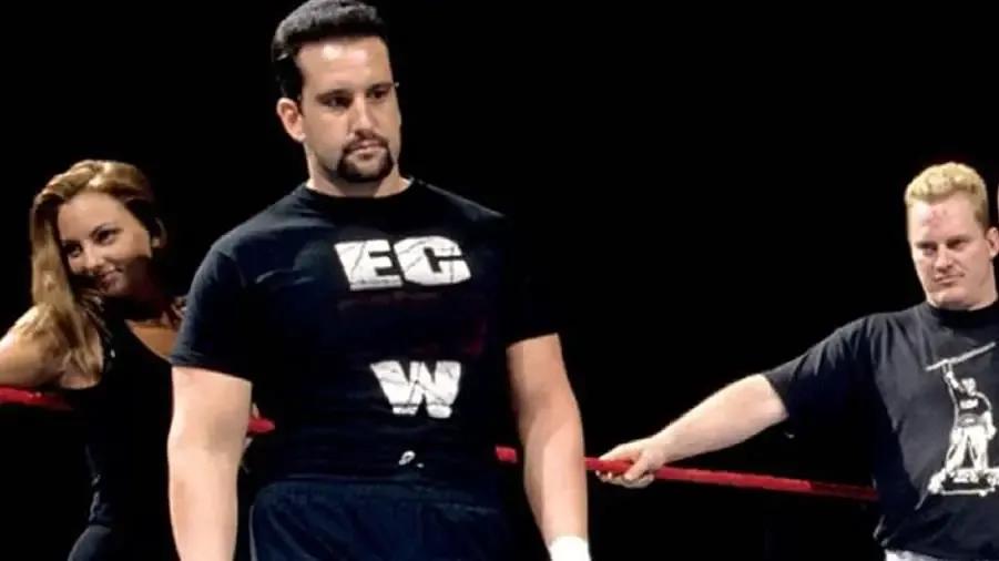 https://cultaholic.com/files/images/deb359c1a3b17ca1cd628eace95c7437156aef33-tommy-dreamer-the-sandman.jpg