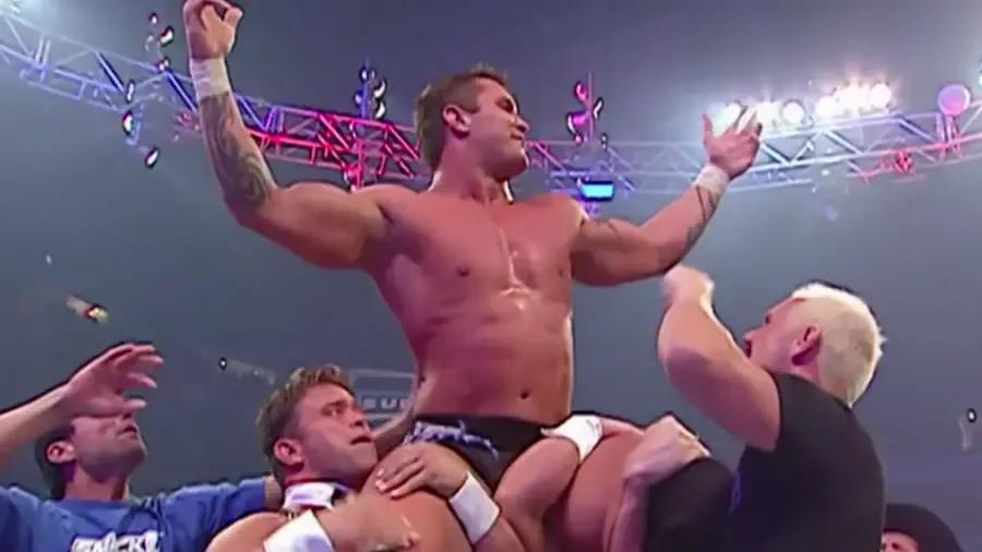 https://cultaholic.com/files/images/ec8f41945821b03b4c8731b0ba0159e3b47ba887-randy-orton-survivor-series-2005.jpg