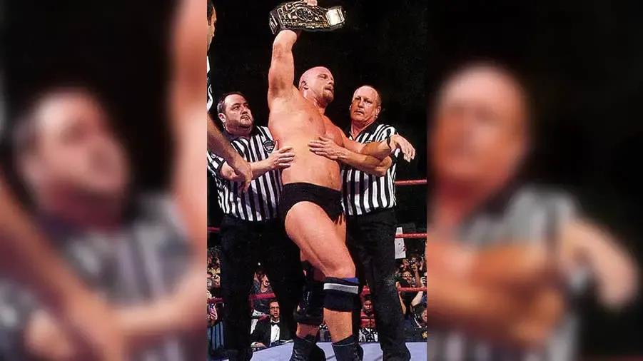 https://cultaholic.com/files/images/f0853193d0ccae98ecaa8902cb2e4e2390adaa7d-STONE-COLD-SUMMERSLAM-1997.jpg