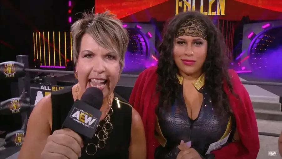 vickie guerrero nyla rose.jpg