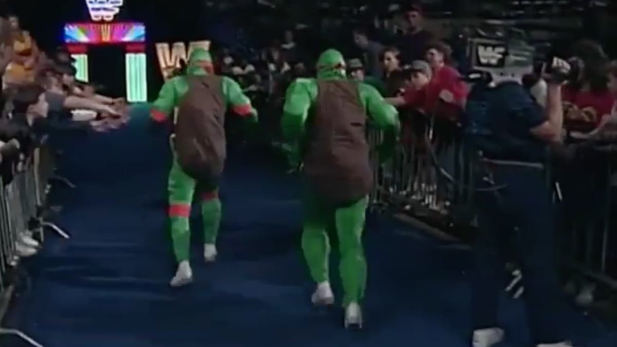 The Toxic Turtles running up the ramp
