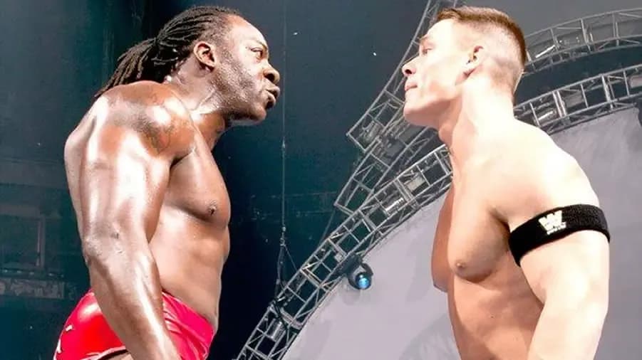 https://cultaholic.com/files/images/487eb6f76f48085c744c5d00e344d2a42af00c8e-john-cena-booker-t-summerslam-2004.jpg