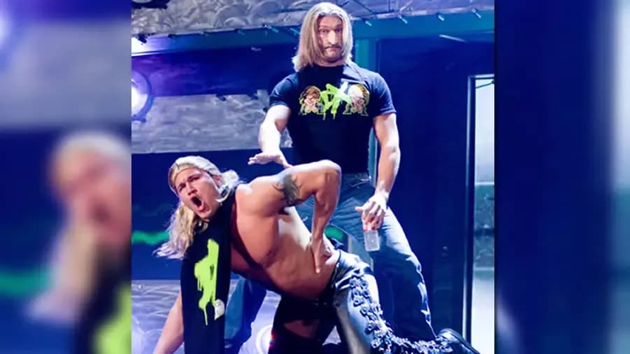 https://cultaholic.com/files/images/f552caf530266d177a5571acdd325e13393801c4-rated-rko-edge-randy-orton-dx.jpg