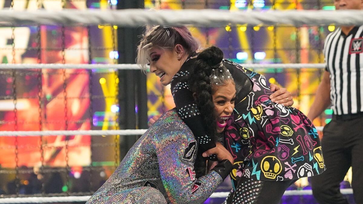 Alexa Bliss grappling with Bianca Belair at WWE Elimination Chamber 2022