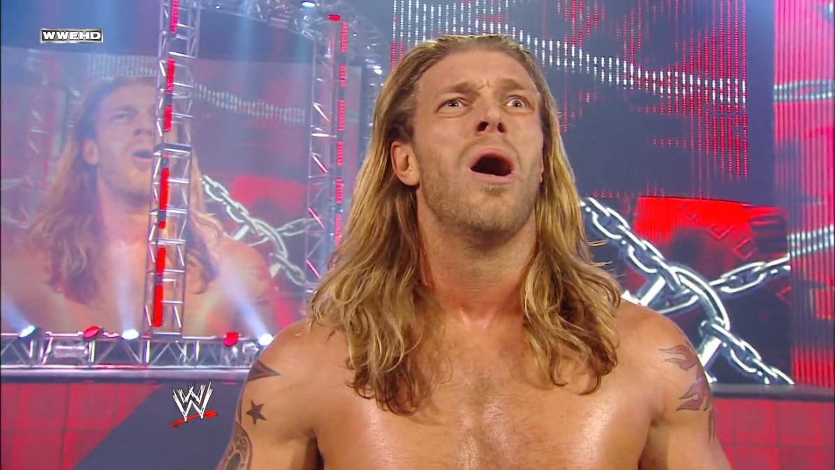 Edge looking shocked on the entrance ramp after losing the WWE Title at No Way Out 2009