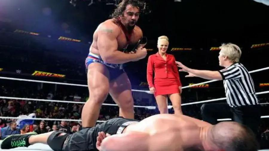 https://cultaholic.com/files/images/3890d8e1fc112d5cbc6defd17698284729e5724c-rusev-lana-john-cena.jpg