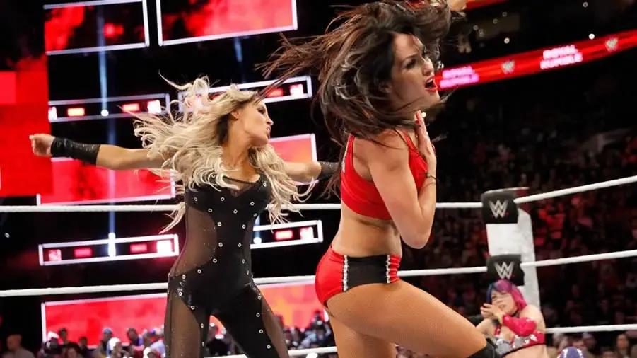 https://cultaholic.com/files/images/5431b1388cd3178f634388c4222077dd18d342db-royal-rumble-2018-nikki-bella-trish-stratus.jpg