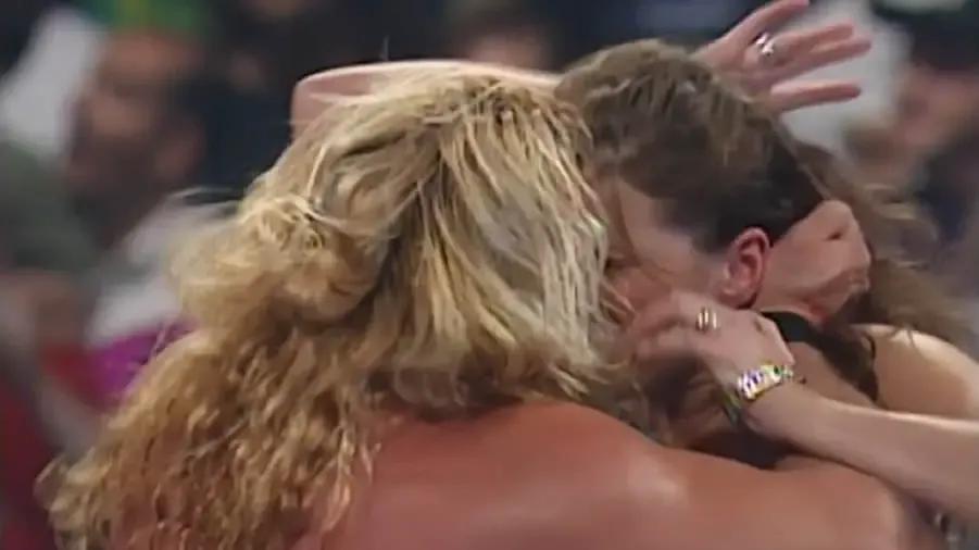 https://cultaholic.com/files/images/fd74a721c3a3e3148d4b44733ce6ce54f77564f1-chris-jericho-stephanie-mcmahon-king-of-the-ring-2000.jpg