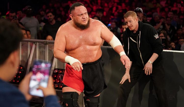 Samoa Joe Returns To Wwe Raw As A Commentator Cultaholic